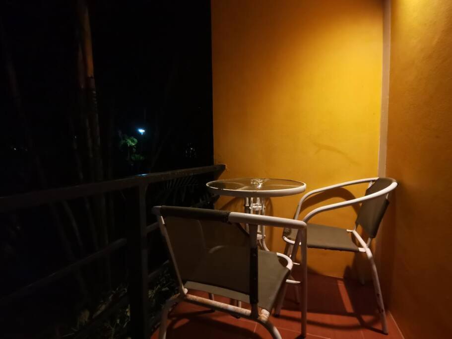 Little Yellow House- Aonang Ao Nang Luaran gambar