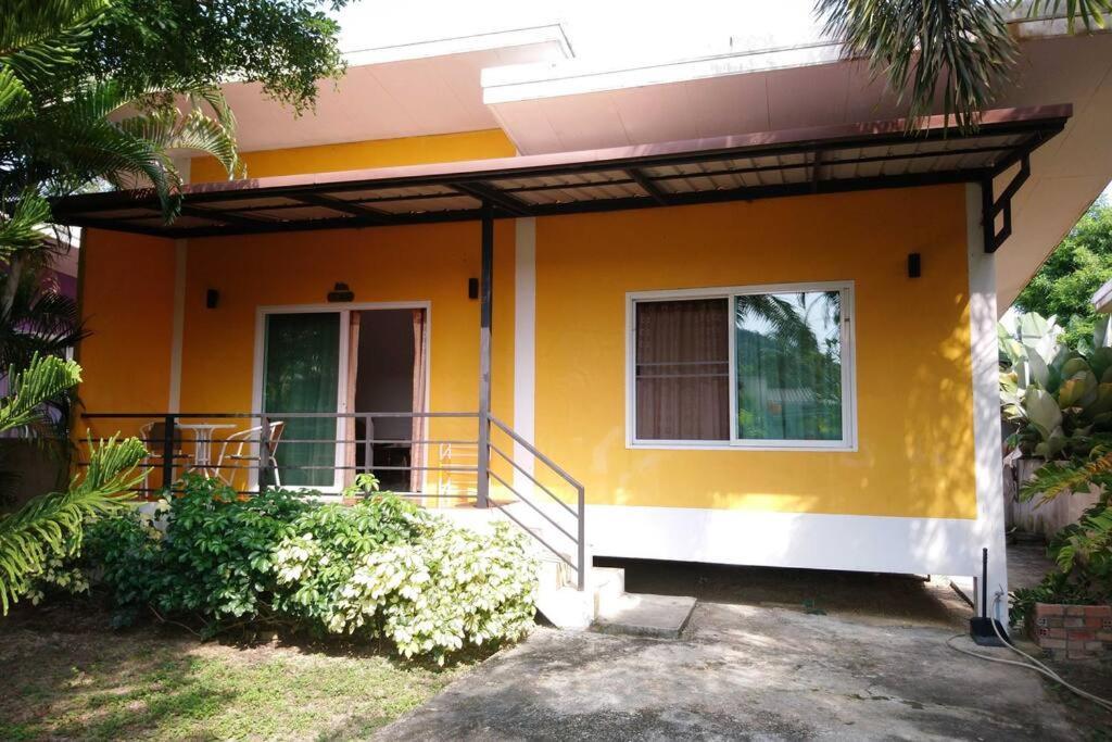 Little Yellow House- Aonang Ao Nang Luaran gambar